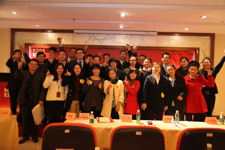 2015午夜成人小电影公司首屆演講比賽圓滿結束_1.jpg