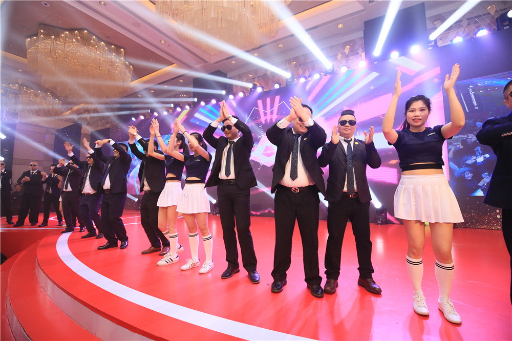 2019年午夜成人小电影集團經銷商年會